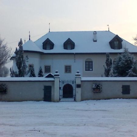 Castle Kastiel Kotesova 아파트 외부 사진