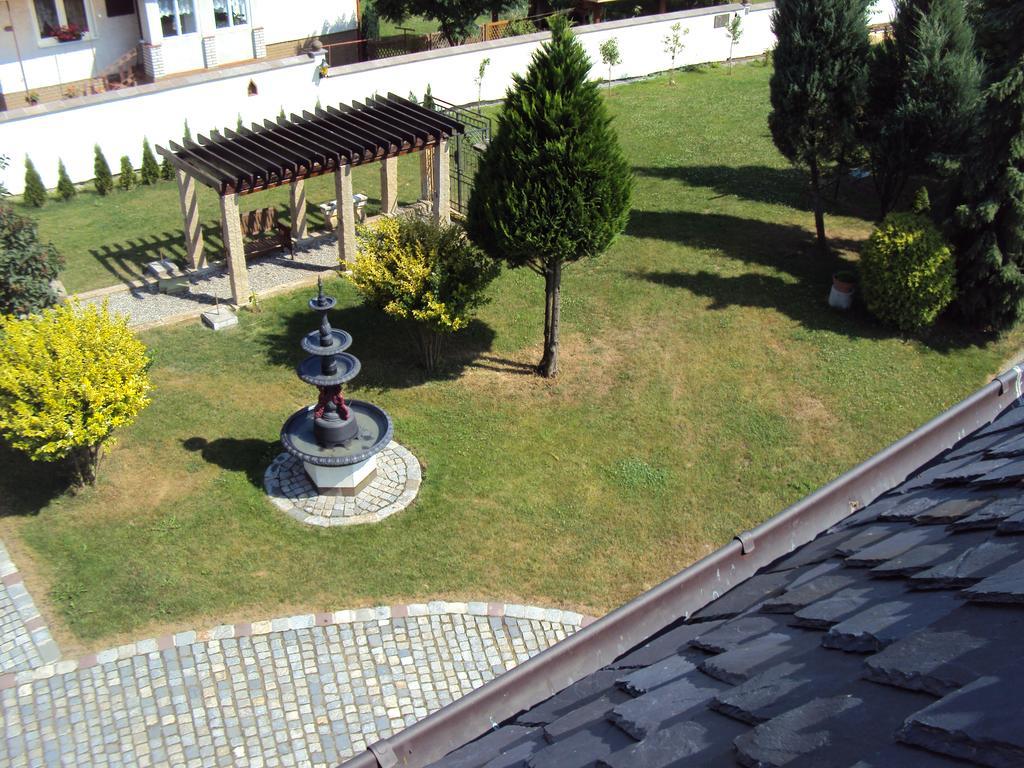 Castle Kastiel Kotesova 아파트 객실 사진