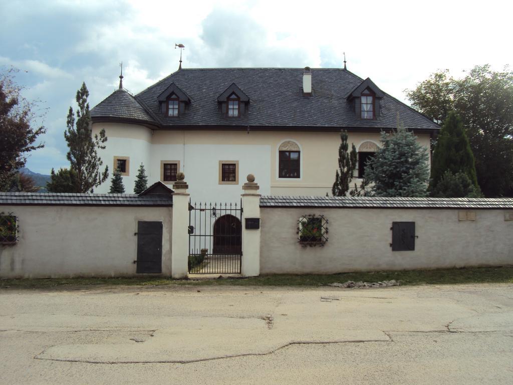 Castle Kastiel Kotesova 아파트 외부 사진