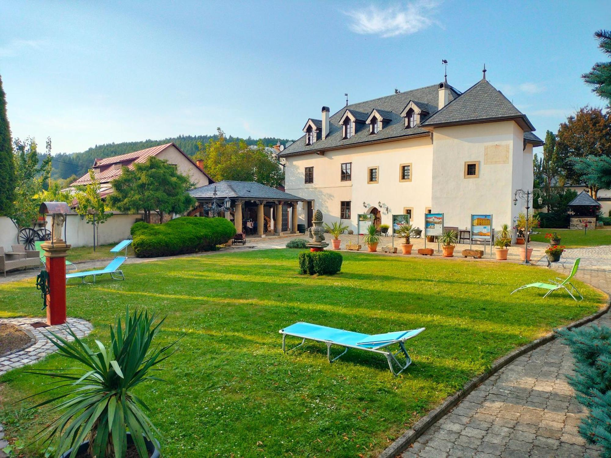 Castle Kastiel Kotesova 아파트 외부 사진