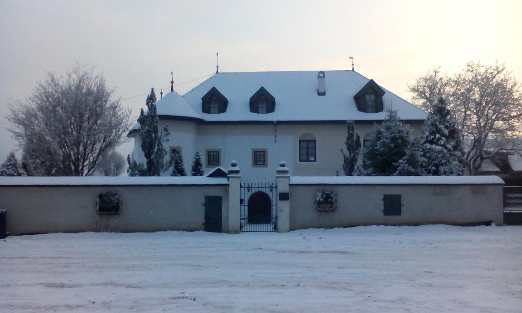 Castle Kastiel Kotesova 아파트 외부 사진